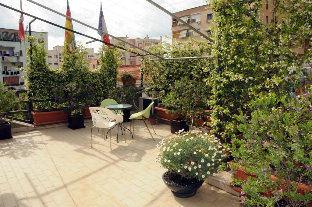 Hotel Serenity Tiranë Ngoại thất bức ảnh