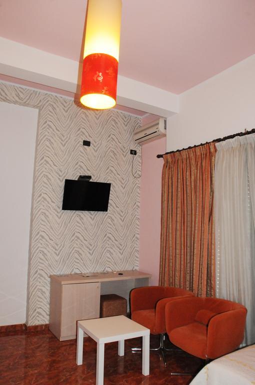 Hotel Serenity Tiranë Ngoại thất bức ảnh