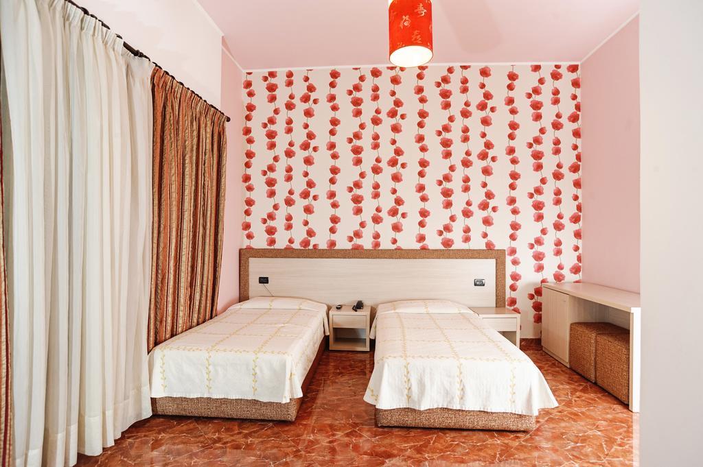 Hotel Serenity Tiranë Ngoại thất bức ảnh