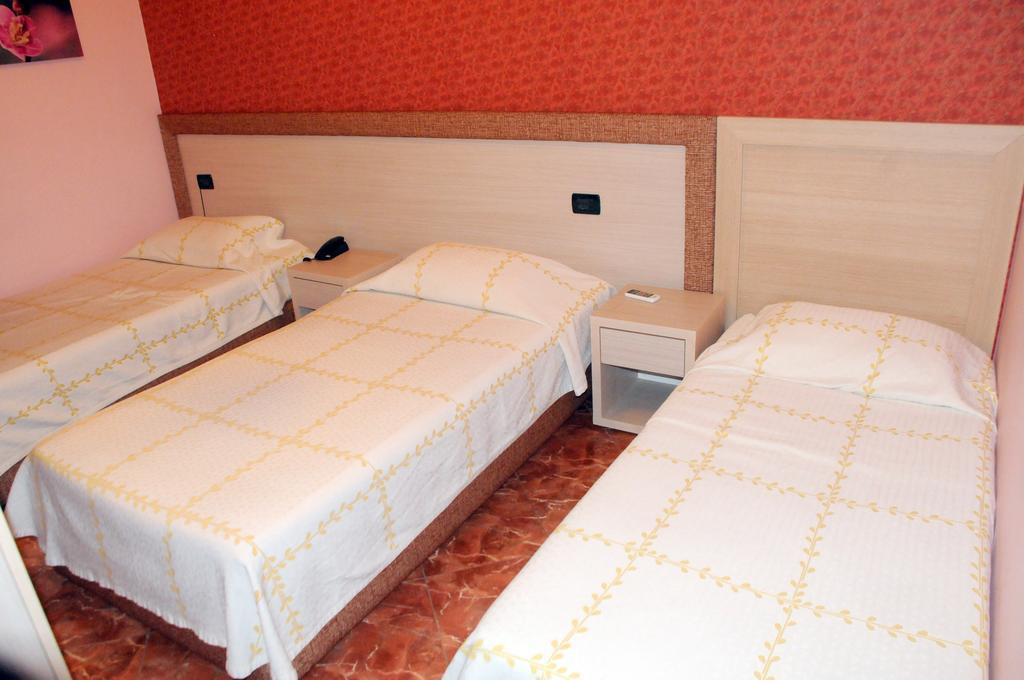 Hotel Serenity Tiranë Ngoại thất bức ảnh